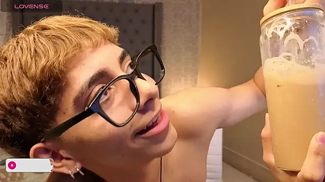 Matty Sparkk online show from October 1, 1:04 pm