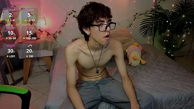 Snapshot of Matty_Sparkk chatting on June 18, 1:16 pm Matty Sparkk online show from June 18, 1:16 pm