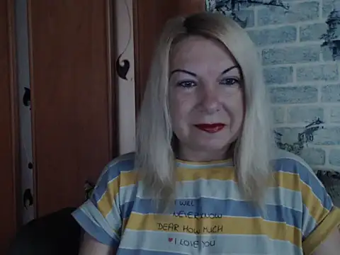 Lillia Ray online show from June 12, 5:16 am