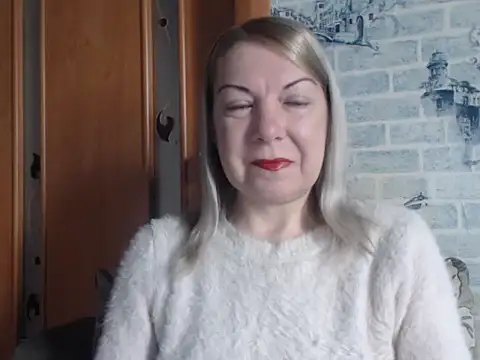 Lillia Ray online show from April 9, 8:53 am