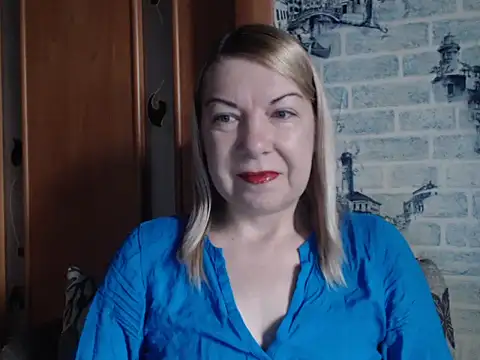 Lillia Ray online show from March 21, 7:42 am