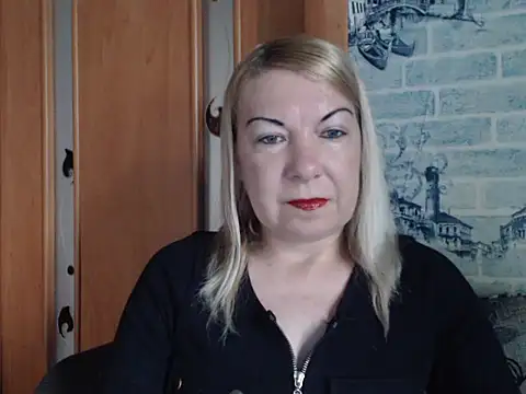 Lillia Ray online show from May 18, 7:46 am