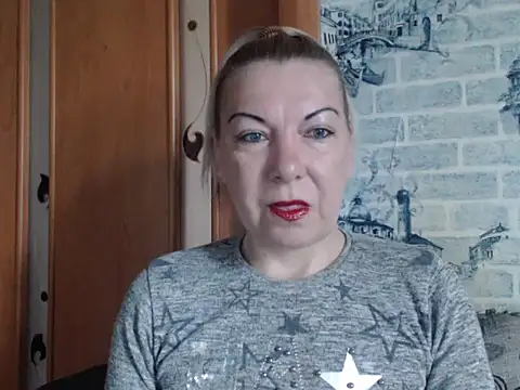 Lillia Ray online show from May 4, 5:33 am
