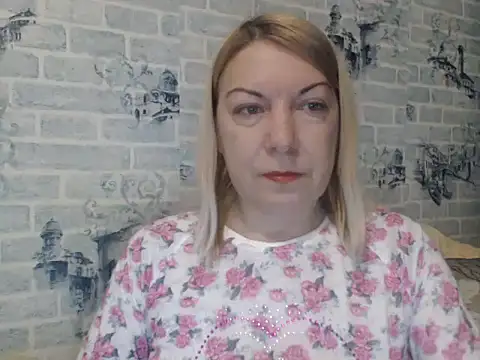 Snapshot of Lillia_Ray chatting on December 4, 1:43 pm Lillia Ray online show from December 4, 1:43 pm