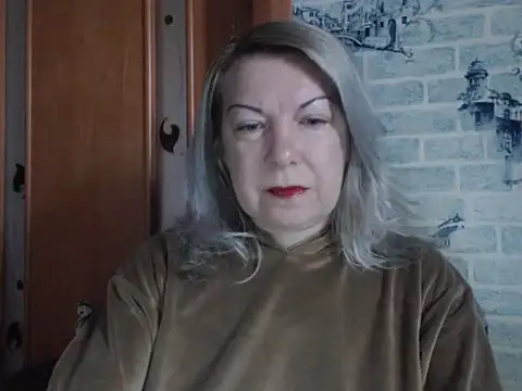 Lillia Ray online show from March 28, 7:31 am