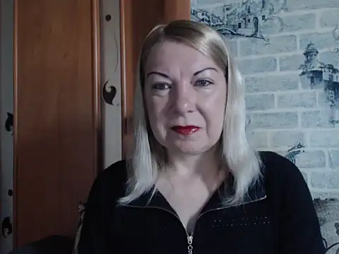 Lillia Ray online show from May 3, 5:56 am