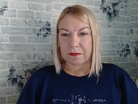 Snapshot of Lillia_Ray chatting on October 9, 8:26 am Lillia Ray online show from October 9, 8:26 am