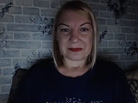 Snapshot of Lillia_Ray chatting on October 10, 6:03 am Lillia Ray online show from October 10, 6:03 am