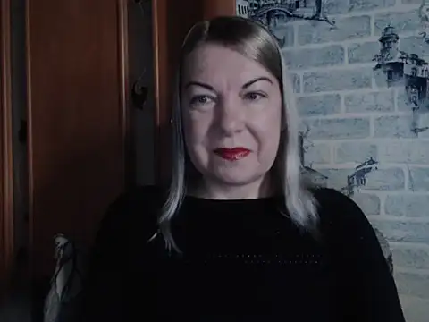 Lillia Ray online show from March 31, 6:48 am