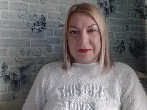 Snapshot of Lillia_Ray chatting on December 19, 11:34 am Lillia Ray online show from December 19, 11:34 am
