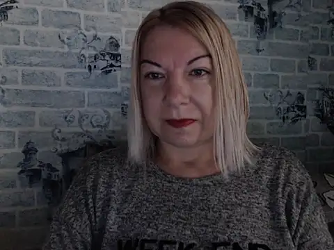 Snapshot of Lillia_Ray chatting on October 2, 6:28 am Lillia Ray online show from October 2, 6:28 am