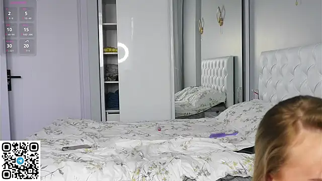 cassiemurr  online show from May 29, 7:58 am