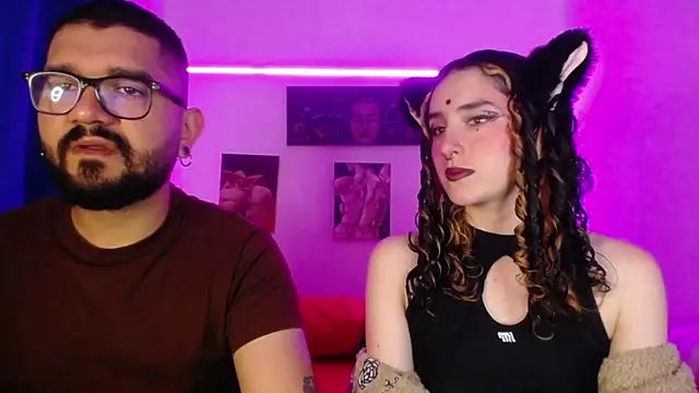 Snapshot of TwinFlamesX chatting on September 20, 2:00 pm TwinFlamesX online show from September 20, 2:00 pm