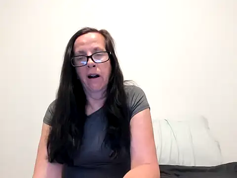 peachgoddess online show from April 8, 3:08 am