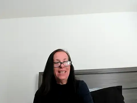 peachgoddess online show from November 6, 2:32 pm