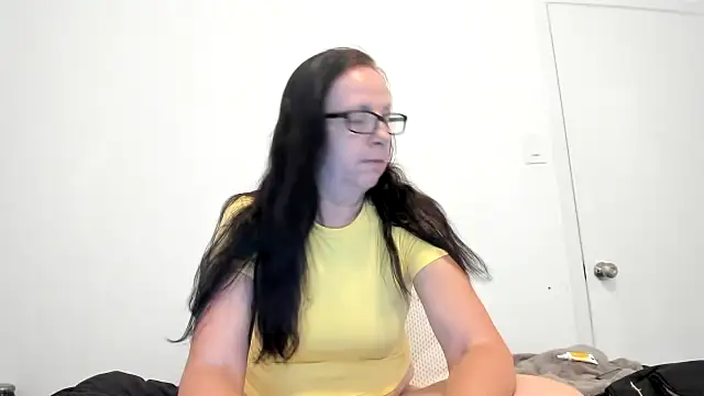 peachgoddess online show from May 18, 12:21 pm
