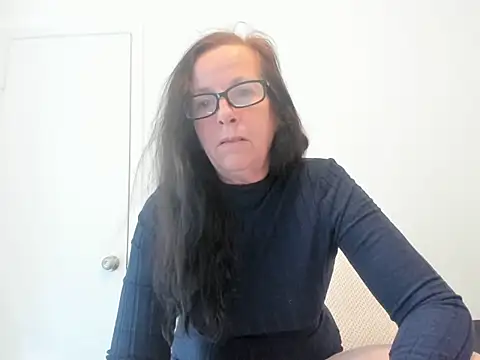peachgoddess online show from May 2, 12:21 pm