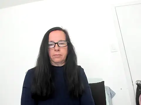 peachgoddess online show from June 4, 1:05 pm