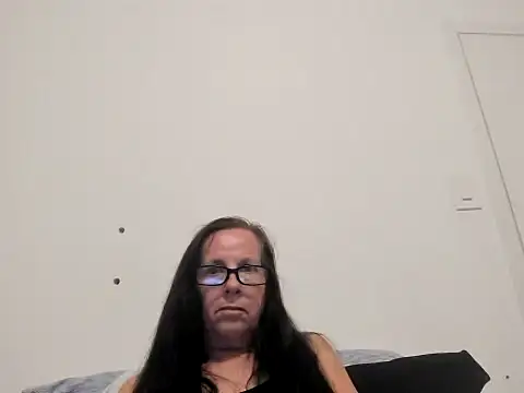 Snapshot of peachgoddess chatting on July 10, 2:55 am peachgoddess online show from July 10, 2:55 am