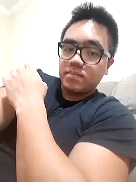 awesometeacher33 online show from March 21, 7:02 pm
