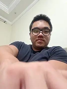 Snapshot of awesometeacher33 chatting on June 11, 4:09 am awesometeacher33 online show from June 11, 4:09 am