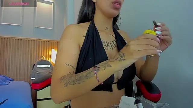 TATILARSON1 online show from October 2, 12:41 pm