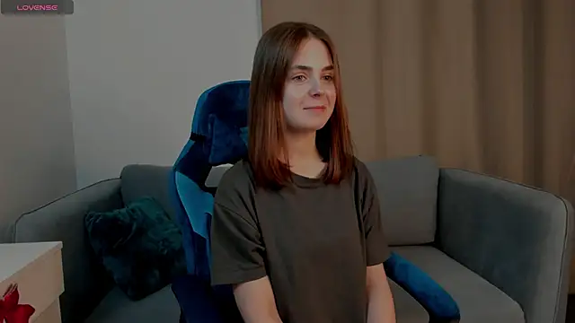 Snapshot of Velvetmimic_ chatting on March 15, 1:51 pm Velvetmimic online show from March 15, 1:51 pm