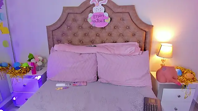 Mandyy1  online show from March 28, 6:47 am