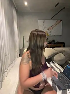 DarkVelvet online show from March 13, 2:55 pm