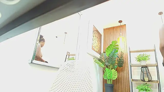 Snapshot of Coral_Lise chatting on September 23, 11:06 am Coral Lise online show from September 23, 11:06 am