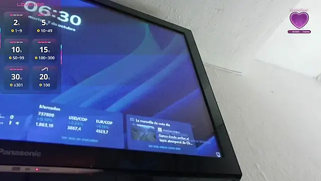 Snapshot of YuliethPetite chatting on October 7, 11:33 am YuliethPetite online show from October 7, 11:33 am