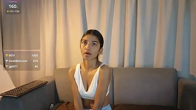 YuliethPetite online show from January 12, 12:01 pm