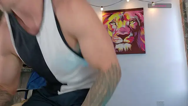 Ryannblue07 online show from May 1, 9:42 pm