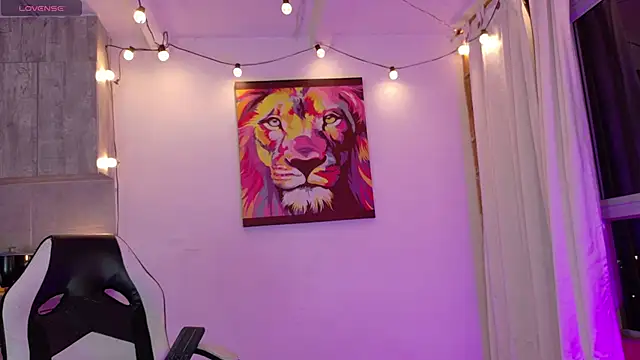 Snapshot of Ryannblue07 chatting on November 28, 2:01 am Ryannblue07 online show from November 28, 2:01 am