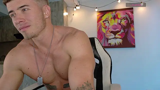 Ryannblue07 online show from May 10, 10:22 pm