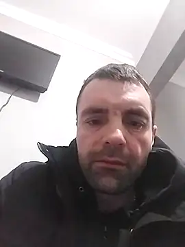 MaksDzubaV online show from February 25, 11:37 pm