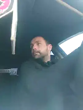 MaksDzubaV online show from March 22, 5:39 am