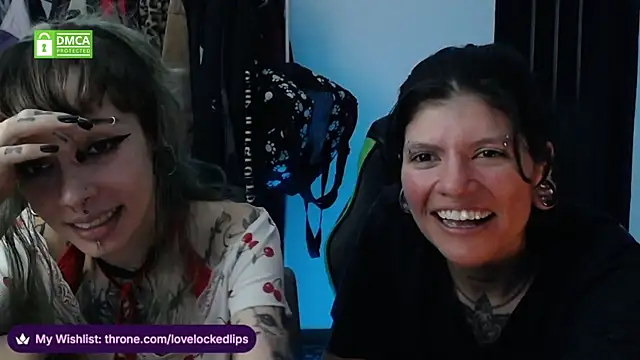 lovelockedlips online show from May 23, 4:00 am