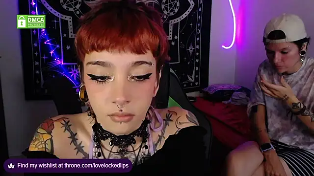 lovelockedlips online show from September 28, 2:29 am