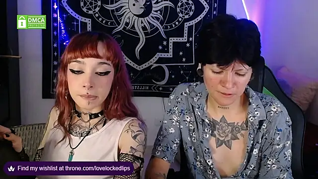 lovelockedlips online show from October 3, 4:03 am