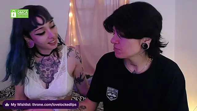 lovelockedlips online show from February 22, 6:53 pm