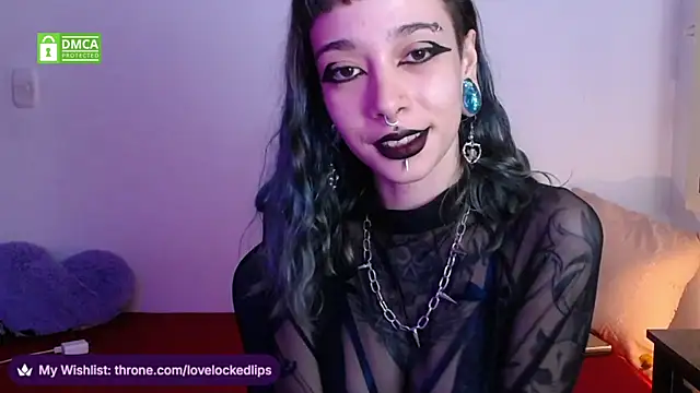 lovelockedlips online show from March 29, 2:57 am