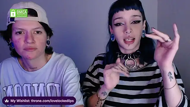 lovelockedlips online show from January 13, 1:42 am