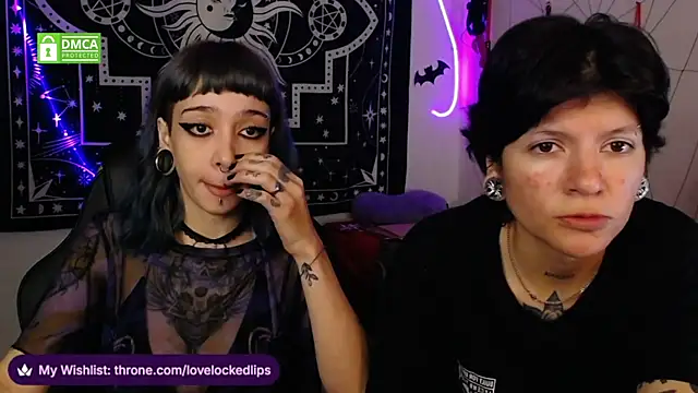 lovelockedlips online show from December 3, 2:23 am