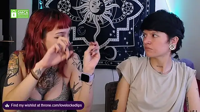 lovelockedlips online show from September 26, 4:03 pm