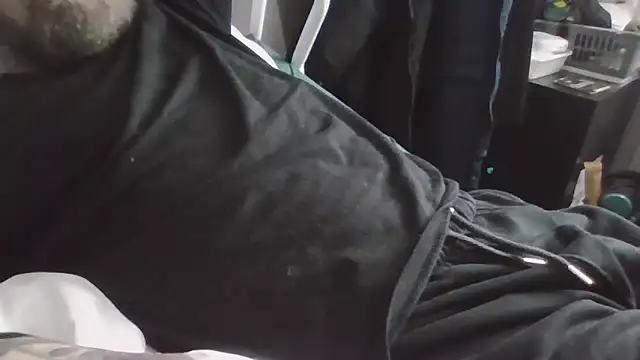 cumplaywithme78 online show from April 15, 1:48 pm