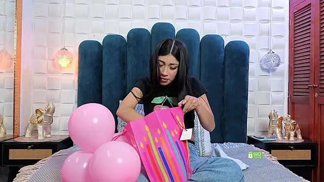 Lili Opal online show from March 30, 12:06 pm