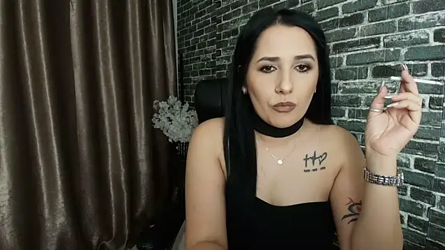 missdyaa online show from October 15, 11:57 pm