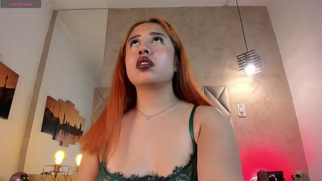 Snapshot of kailinmoonx chatting on June 3, 12:28 pm kailinmoonx online show from June 3, 12:28 pm
