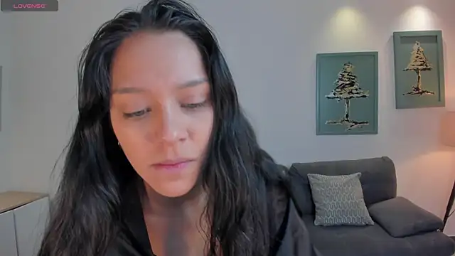 Snapshot of AmaliaCrus chatting on June 21, 6:03 pm AmaliaCrus online show from June 21, 6:03 pm